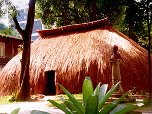 Exposicoes passadas une casa kuikuro