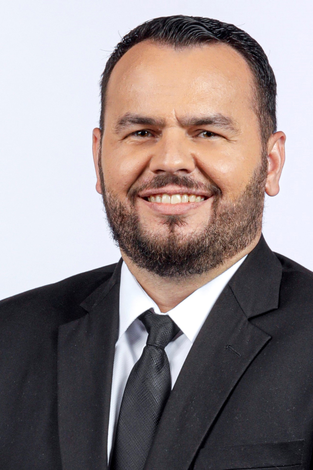 Gil Diniz