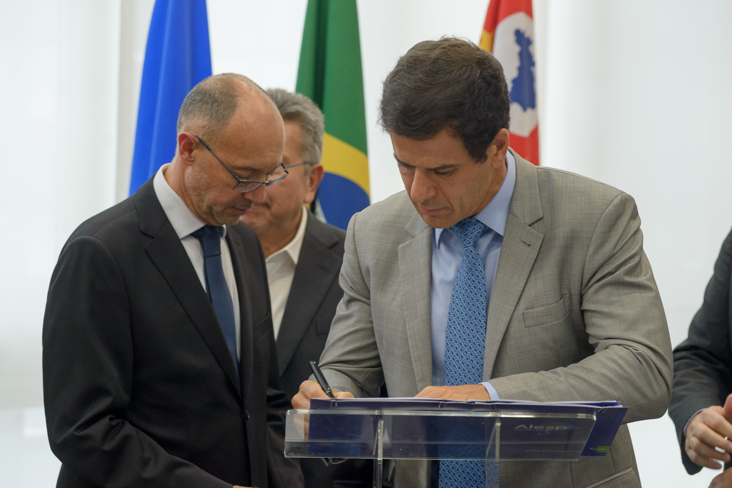 Rog�rio Nogueira<a style='float:right;color:#ccc' href='https://www3.al.sp.gov.br/repositorio/noticia/N-03-2023/fg296265.jpg' target=_blank><i class='bi bi-zoom-in'></i> Clique para ver a imagem </a>