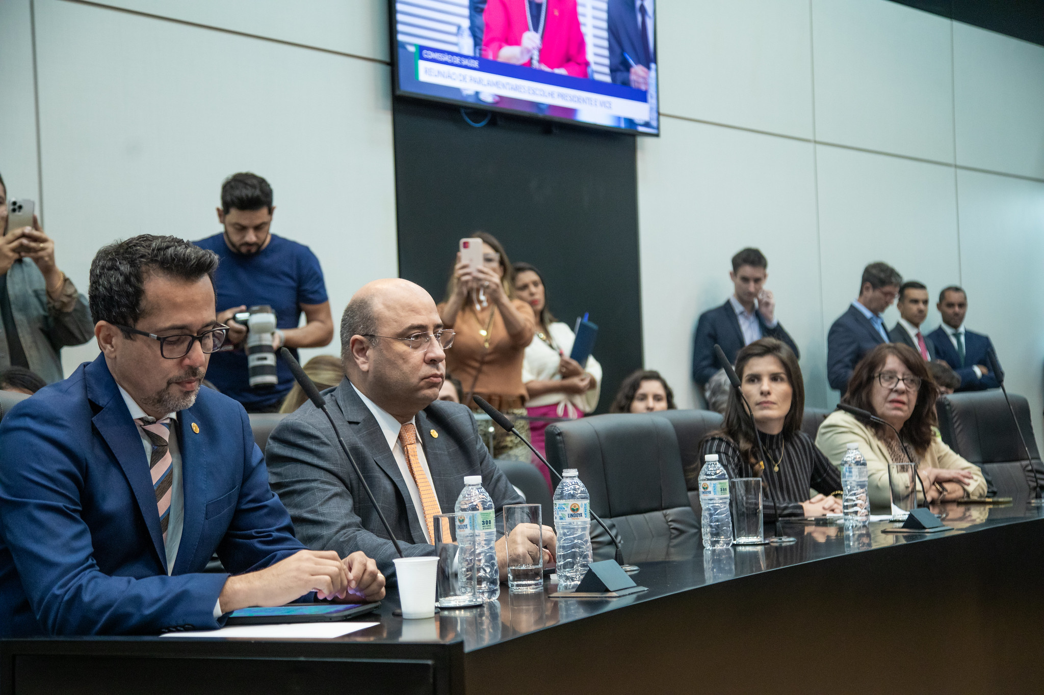 Comiss�o de Sa�de<a style='float:right' href='https://www3.al.sp.gov.br/repositorio/noticia/N-04-2023/fg298966.jpg' target=_blank><img src='/_img/material-file-download-white.png' width='14px' alt='Clique para baixar a imagem'></a>
