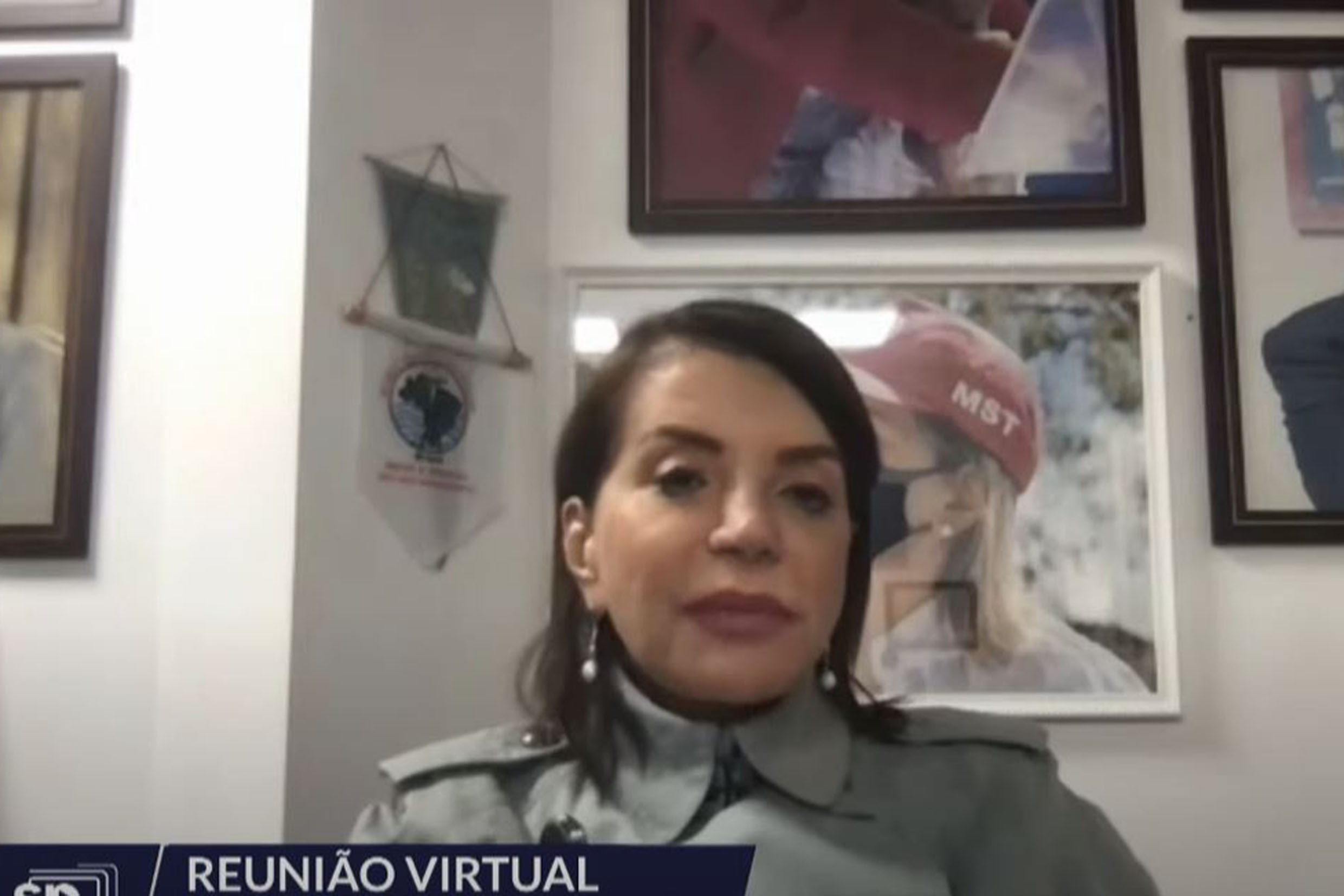Professora Bebel <a style='float:right;color:#ccc' href='https://www3.al.sp.gov.br/repositorio/noticia/N-06-2022/fg288277.jpg' target=_blank><i class='bi bi-zoom-in'></i> Clique para ver a imagem </a>