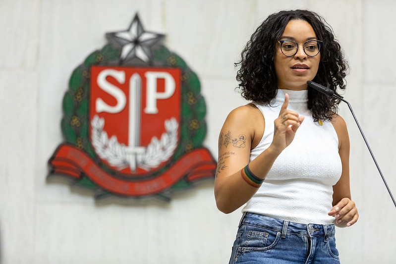Deputada Thainara Faria<a style='float:right' href='https://www3.al.sp.gov.br/repositorio/noticia/N-04-2023/fg298996.jpg' target=_blank><img src='/_img/material-file-download-white.png' width='14px' alt='Clique para baixar a imagem'></a>