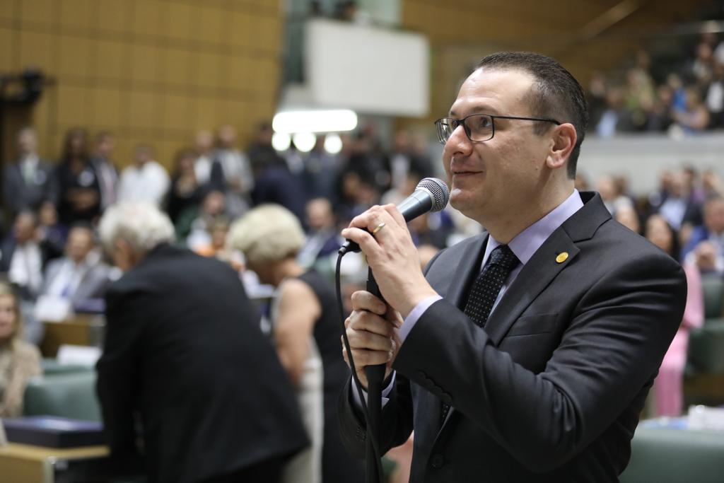 Deputado Rafa Zimbaldi<a style='float:right;color:#ccc' href='https://www3.al.sp.gov.br/repositorio/noticia/N-04-2023/fg299084.jpeg' target=_blank><i class='bi bi-zoom-in'></i> Clique para ver a imagem </a>