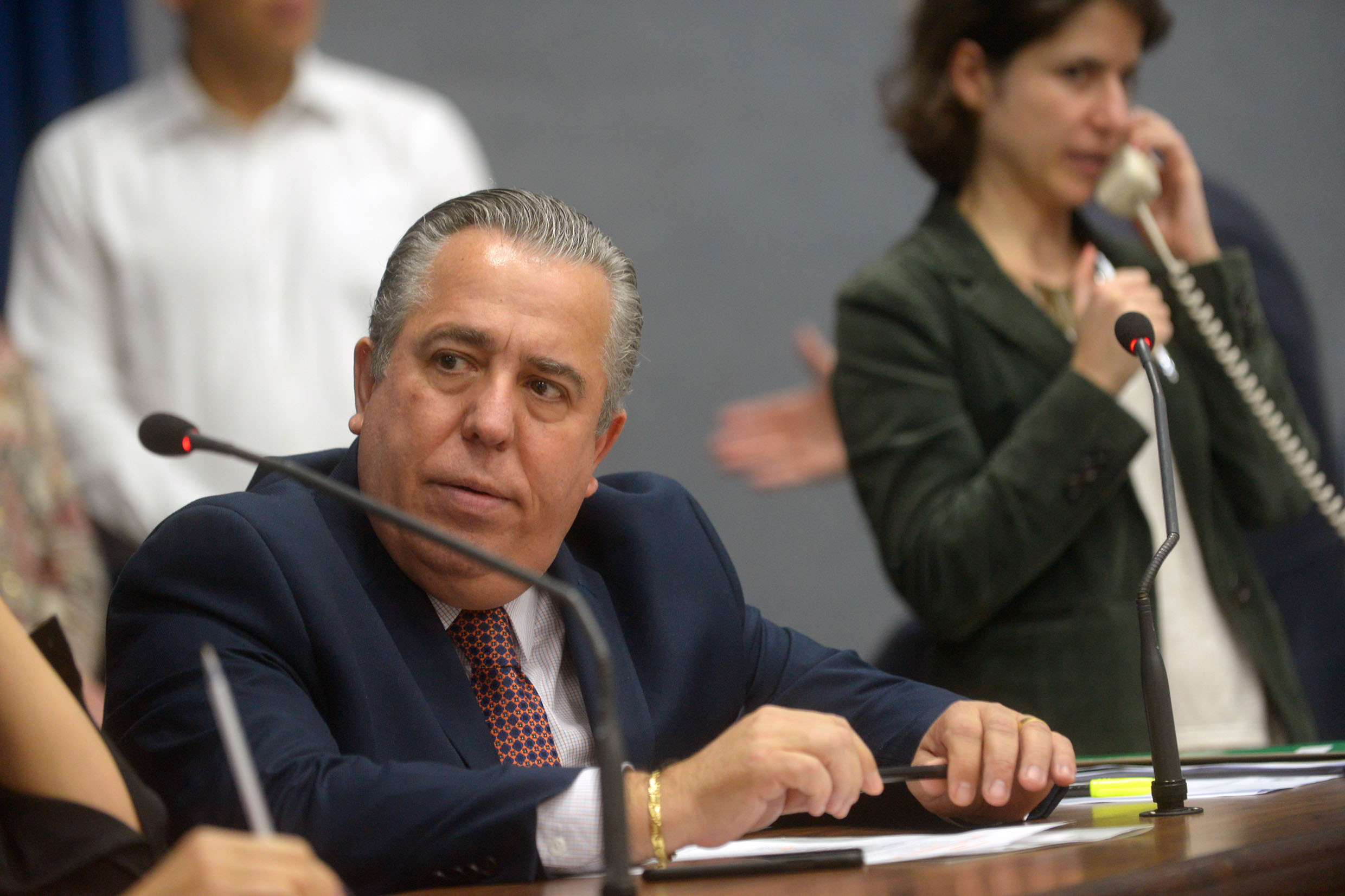 Adilson Rossi<a style='float:right;color:#ccc' href='https://www3.al.sp.gov.br/repositorio/noticia/N-06-2018/fg225037.jpg' target=_blank><i class='bi bi-zoom-in'></i> Clique para ver a imagem </a>
