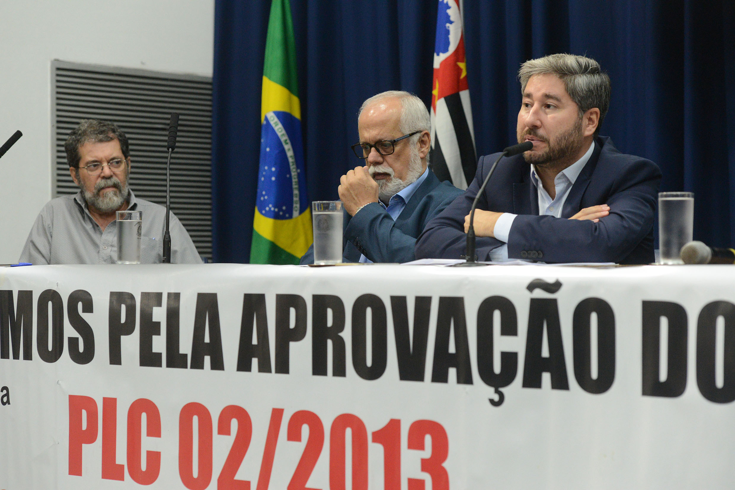 Luis Antonio Nunes, Chico Poli e Fernando Cury	<a style='float:right;color:#ccc' href='https://www3.al.sp.gov.br/repositorio/noticia/N-02-2019/fg230795.jpg' target=_blank><i class='bi bi-zoom-in'></i> Clique para ver a imagem </a>