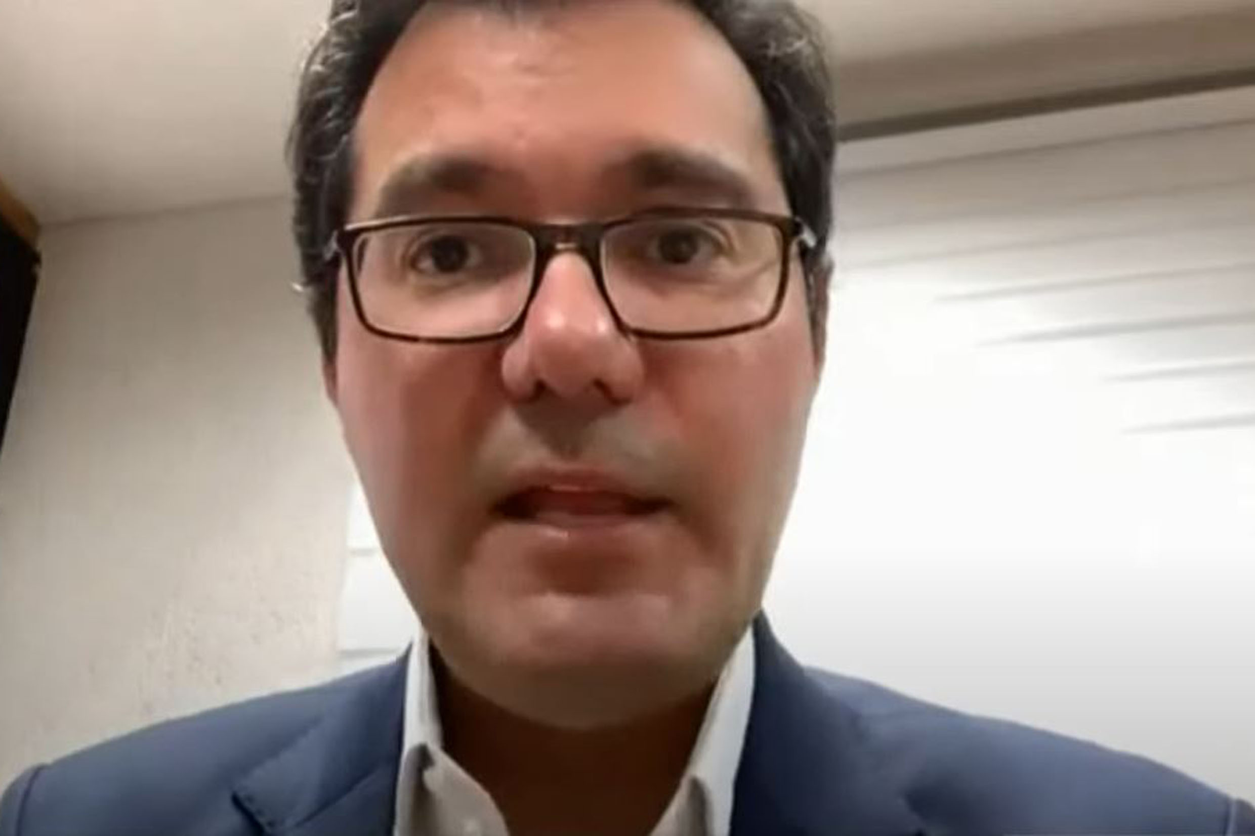 Alex de Madureira<a style='float:right;color:#ccc' href='https://www3.al.sp.gov.br/repositorio/noticia/N-10-2021/fg276463.jpg' target=_blank><i class='bi bi-zoom-in'></i> Clique para ver a imagem </a>