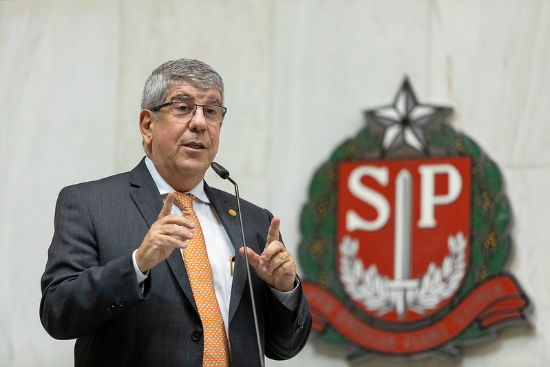 Deputado Donato<a style='float:right' href='https://www3.al.sp.gov.br/repositorio/noticia/N-04-2023/fg298993.jpg' target=_blank><img src='/_img/material-file-download-white.png' width='14px' alt='Clique para baixar a imagem'></a>