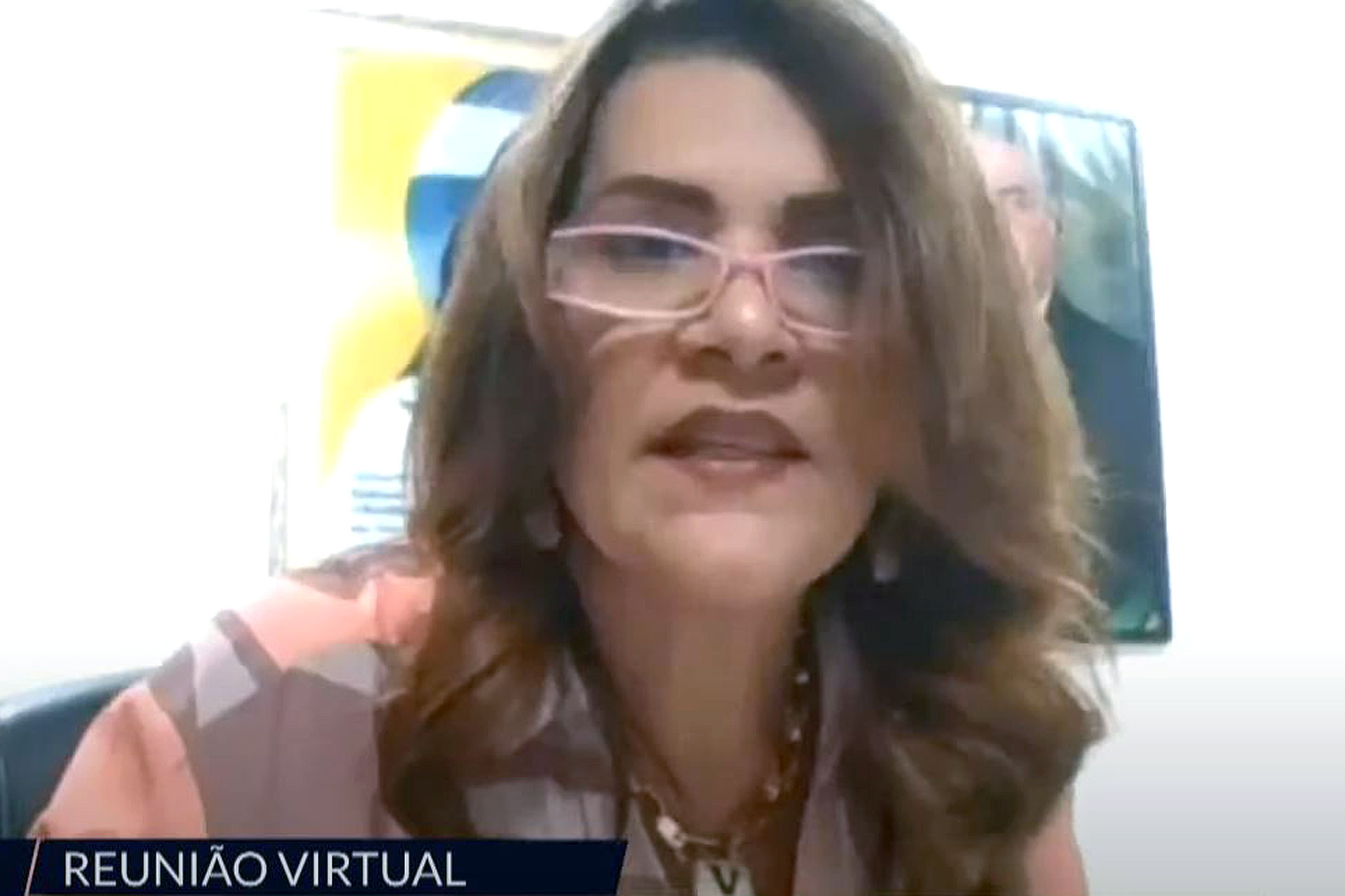 Val�ria Bolsonaro<a style='float:right;color:#ccc' href='https://www3.al.sp.gov.br/repositorio/noticia/N-06-2022/fg288820.jpg' target=_blank><i class='bi bi-zoom-in'></i> Clique para ver a imagem </a>